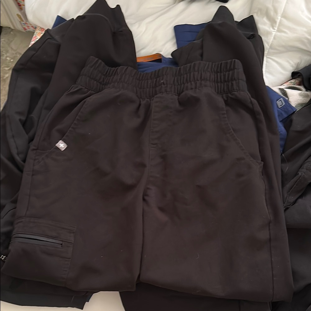 Figs black original jogger style scrub pants